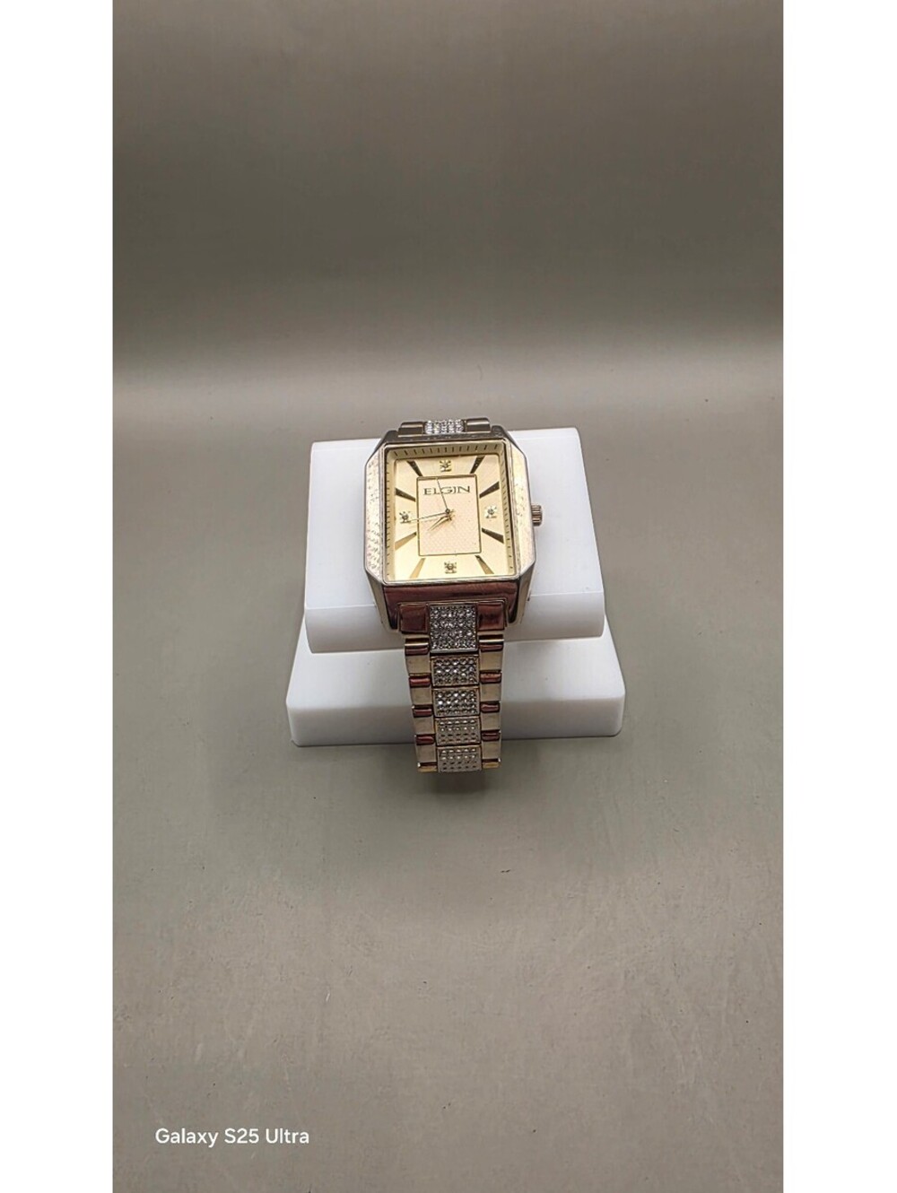 Vintage Elgin Men’s Gold-Tone Rectangular Dress Watch 37mm
